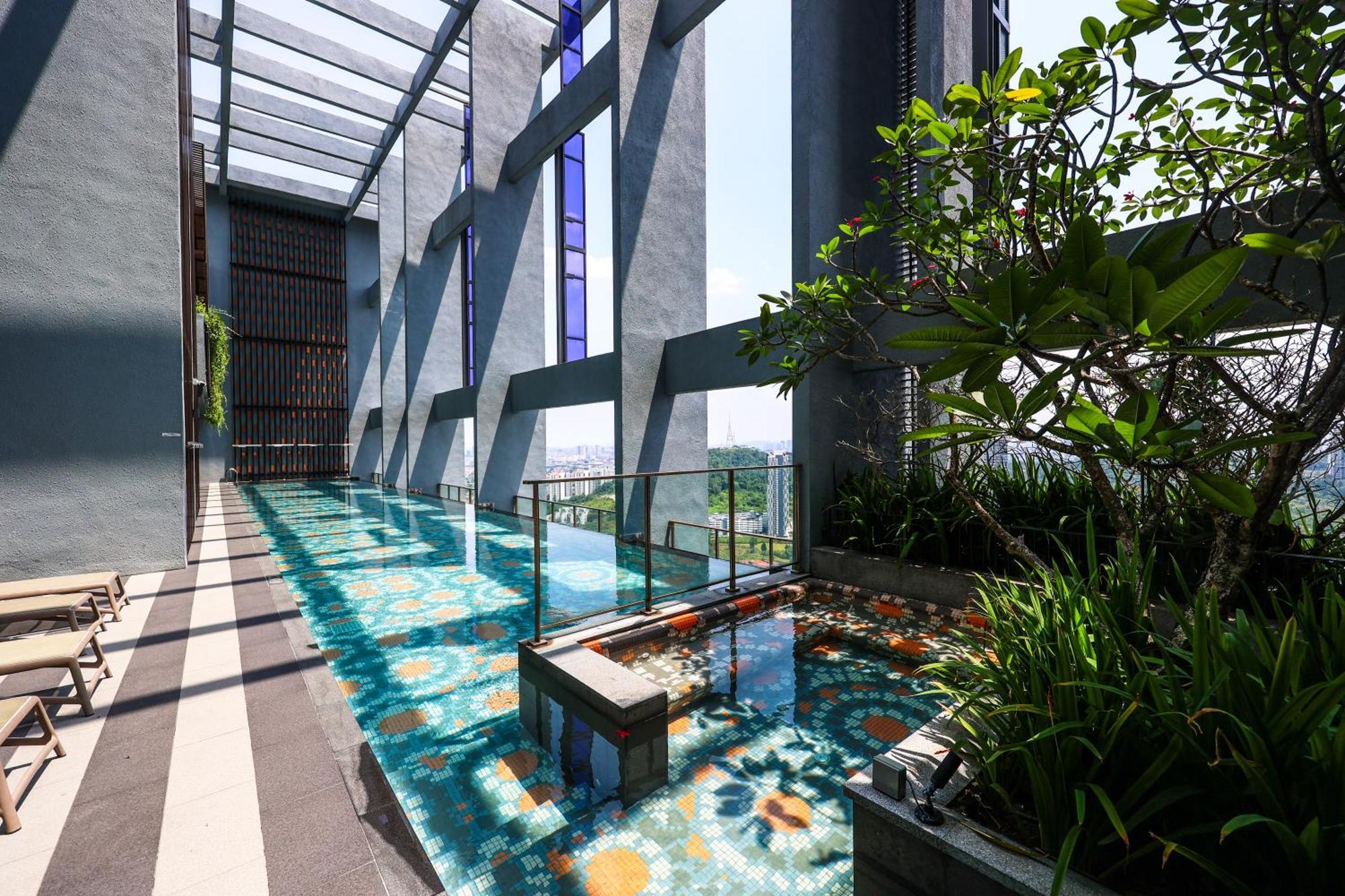 Apartament Millerz Square By Mykey Kuala Lumpur Zewnętrze zdjęcie The Sky Garden