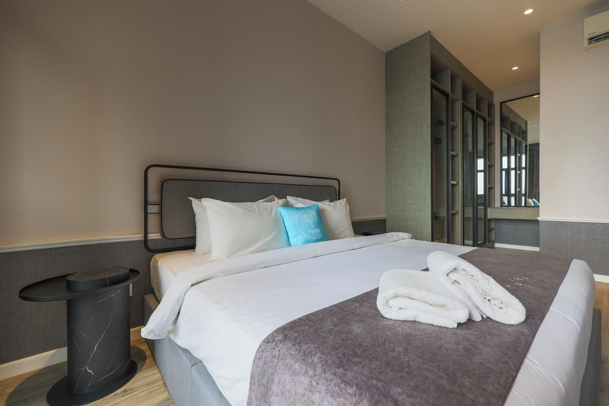 Apartament Millerz Square By Mykey Kuala Lumpur Zewnętrze zdjęcie A bedroom at the hotel