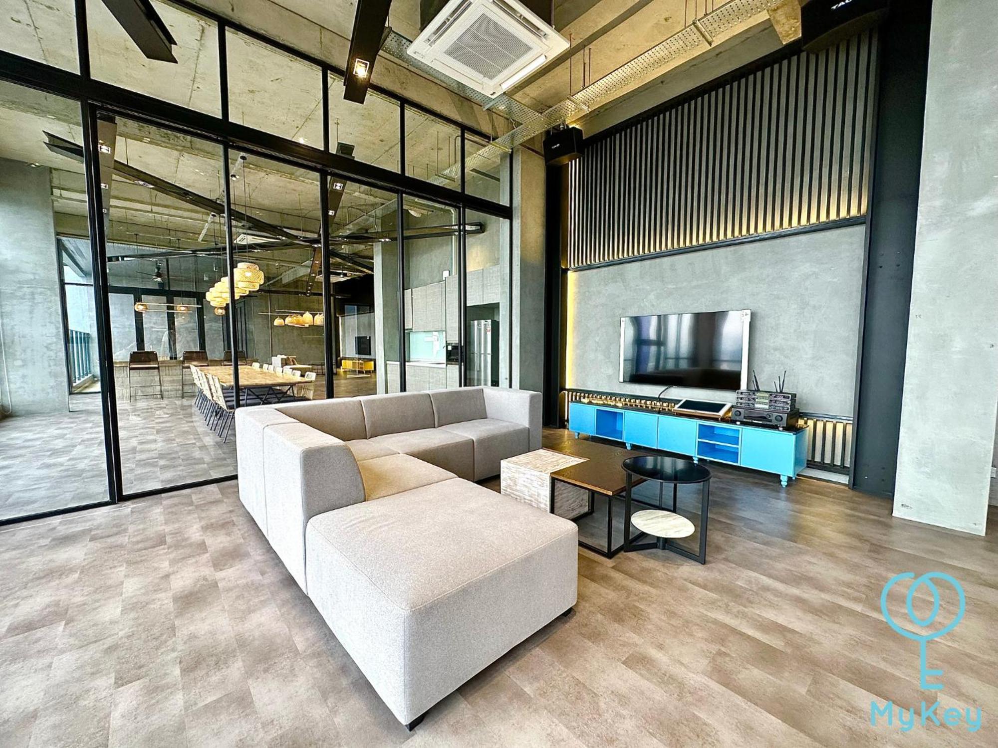 Apartament Millerz Square By Mykey Kuala Lumpur Zewnętrze zdjęcie The 10th floor of the building