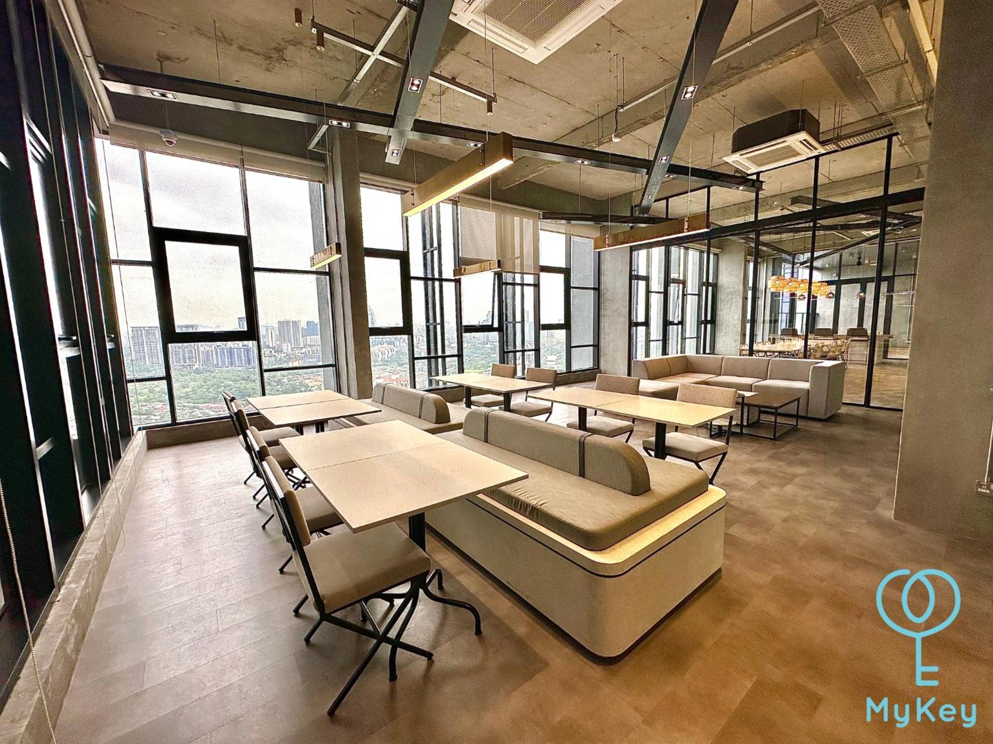 Apartament Millerz Square By Mykey Kuala Lumpur Zewnętrze zdjęcie The Sky Bar